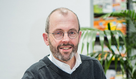 Voorganger in de gemeente: leider tegen wil en dank? 